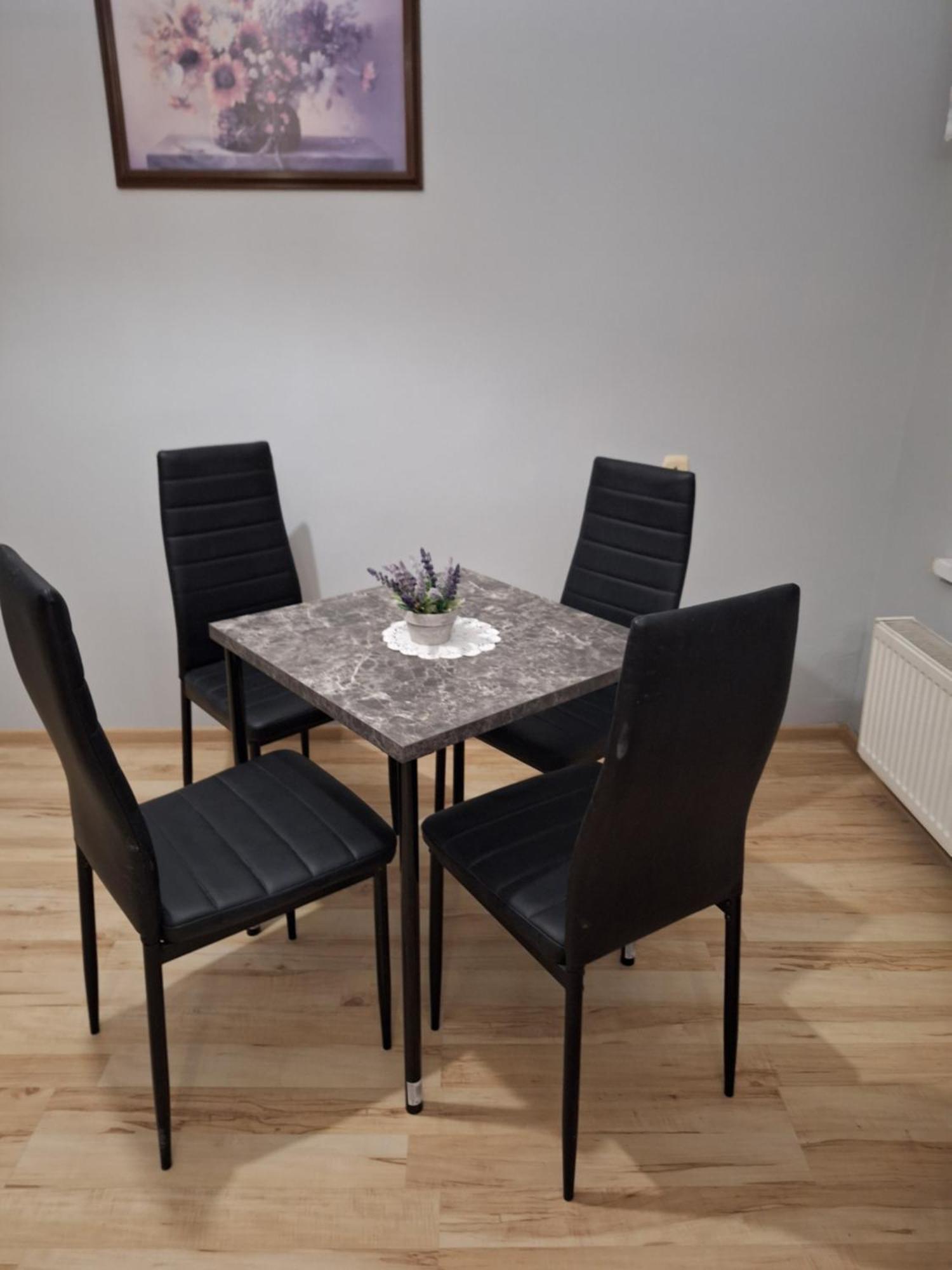 Apartament Chełmża Exteriör bild